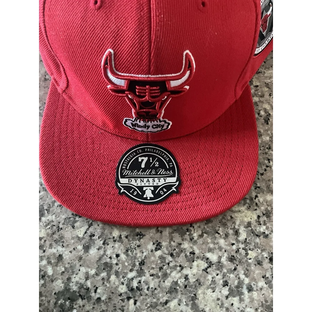 Mitchell & Ness Chicago Bulls Fitted Hat Size 7 1/2 Windy City 20th Anniversary